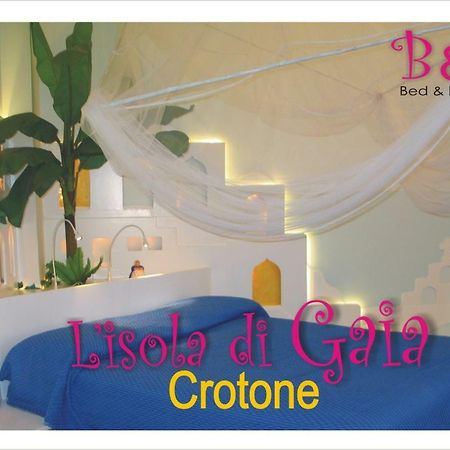 לינה וארוחת בוקר קרוטונה L'Isola Di Gaia מראה חיצוני תמונה
