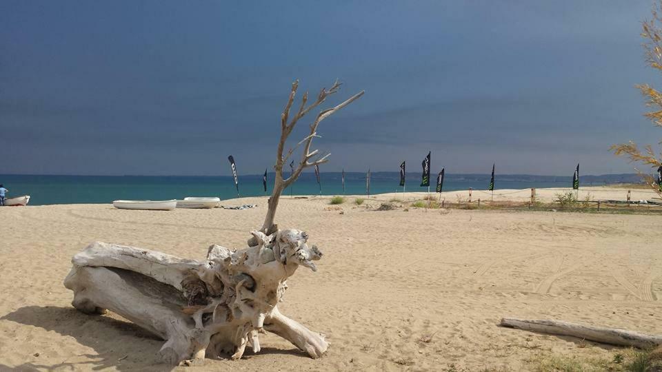 לינה וארוחת בוקר קרוטונה L'Isola Di Gaia מראה חיצוני תמונה